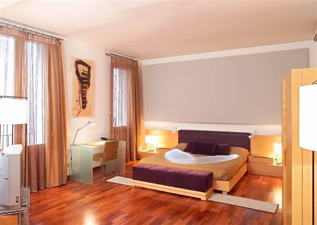 Mercer House Boria Bcn Barcelona Spain